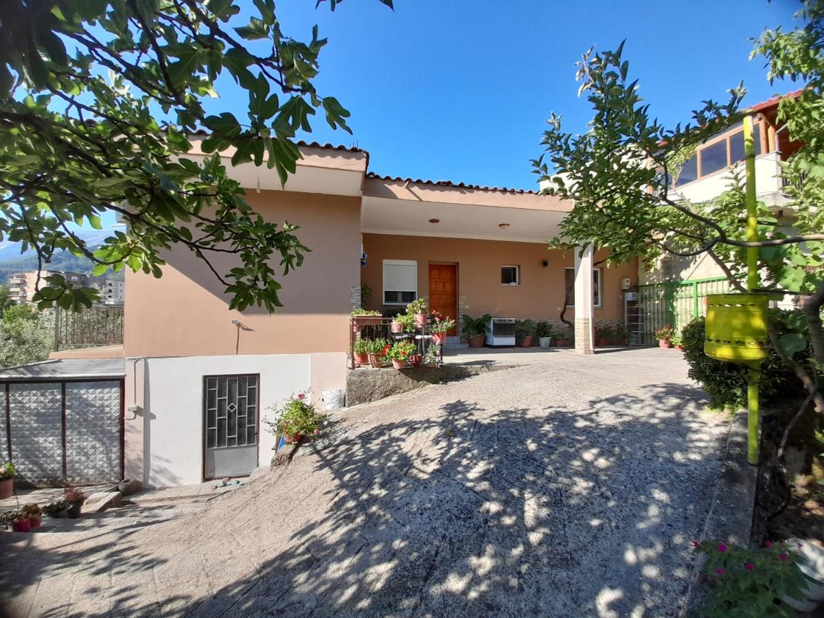Ferienwohnung Honey-House “Kastrioti” Përmet Exterior foto