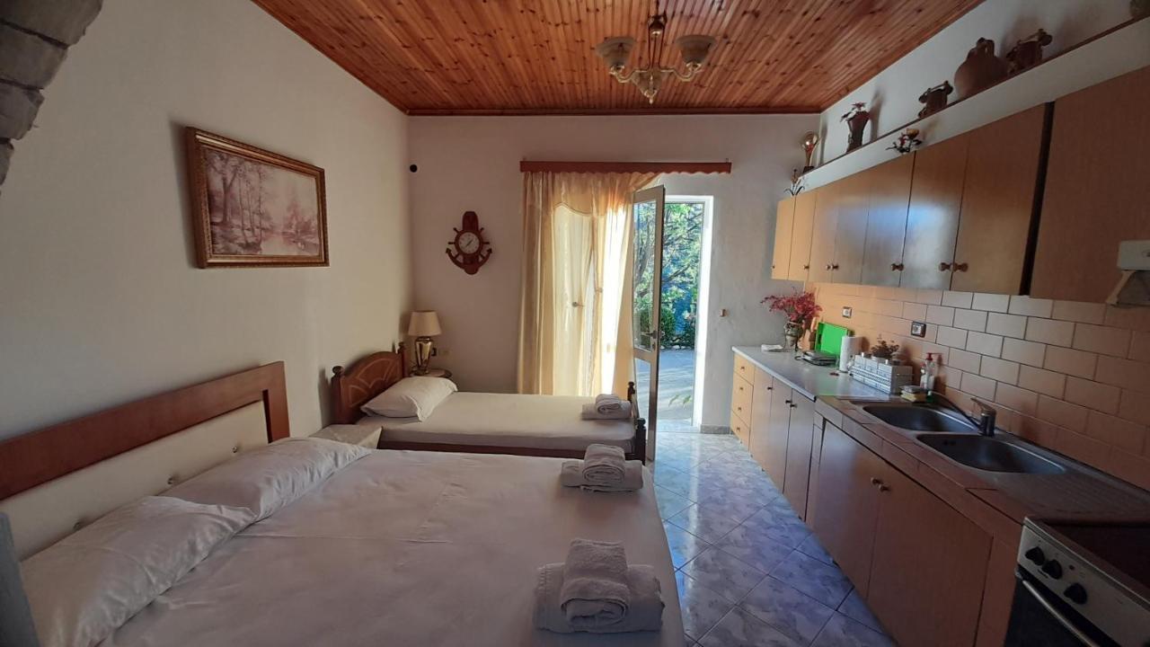 Ferienwohnung Honey-House “Kastrioti” Përmet Exterior foto
